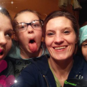 Meet your Posher, Becky